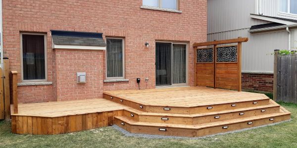 Beautiful deck with LED lights by Creative Decks Niagara